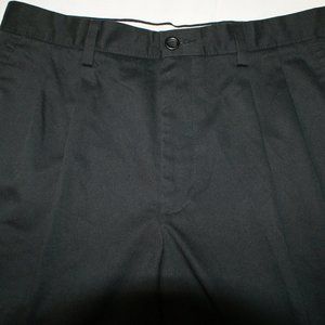 Dockers D3 Classic Fit Semi Relaxed Standard fit Size 32 x 32